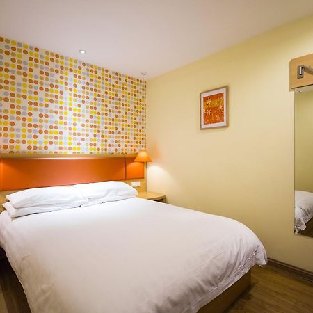 Home Inn Dalian Development Zone Light Railway Station Bagian luar foto