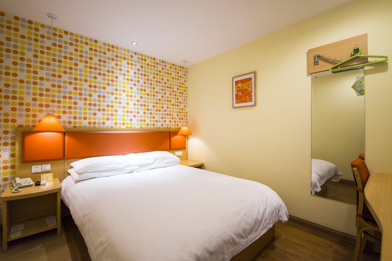 Home Inn Dalian Development Zone Light Railway Station Bagian luar foto